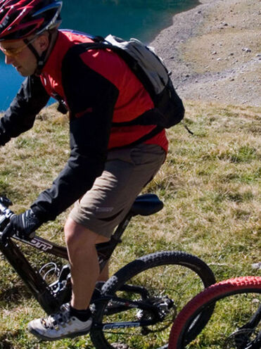 Mountainbike-Formarinsee_(c) Apres Post Hotel