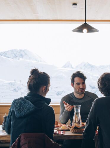 isDecorativeImage ? '' : image.title