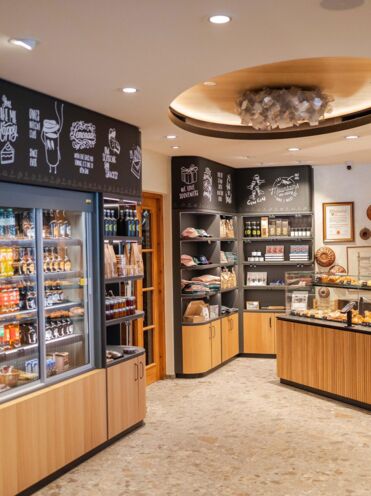 Cafe Gotthard Shop