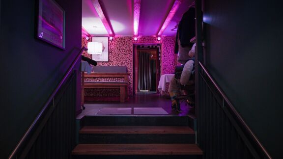 Kitsch innen Treppenaufgang Kitsch innen Treppenaufgang