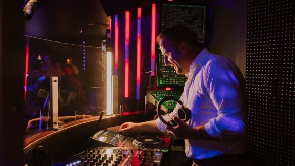K.Club DJ Bler K.Club DJ Bler