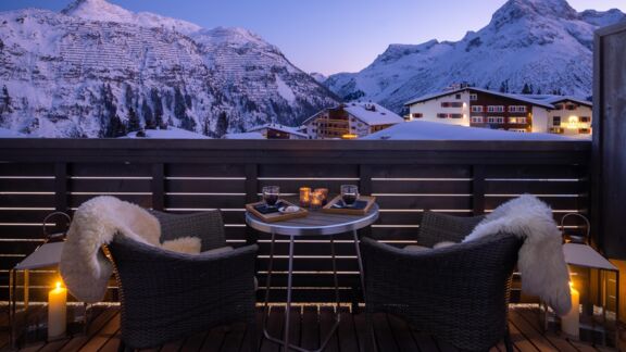 Ausblick Balkon(c) Simon Bernlieger