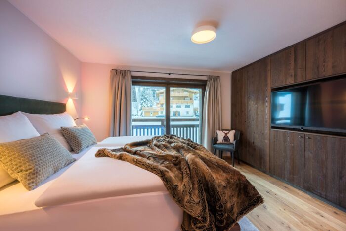 nidus_chalet_lech_residence3_schlafzimmer1_DSC_340