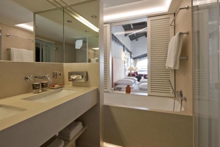 Junior Suite mit Kamin Badezimmer