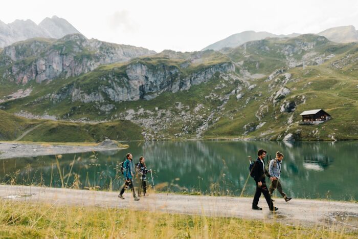 Wandern entlang des ZÃ¼rsersee.