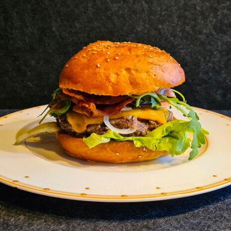 Burger bearbeitet