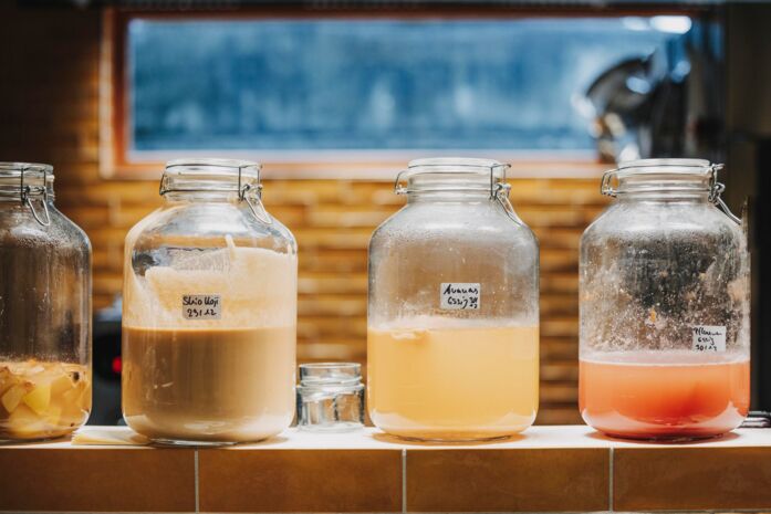 GlÃ¤ser mit FÃ¼llungen