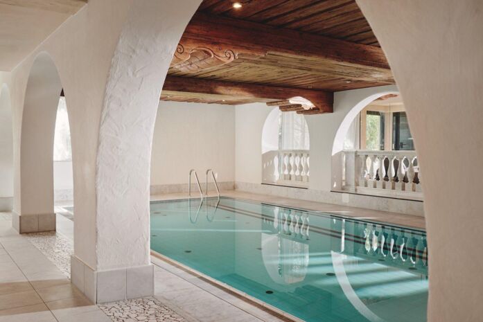 Burg Hotel Lech Schwimmbecken Familienbereich