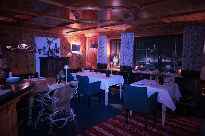 Kitsch innen Restaurant zuers