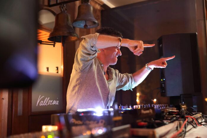 HUGO BOSS Party 2025