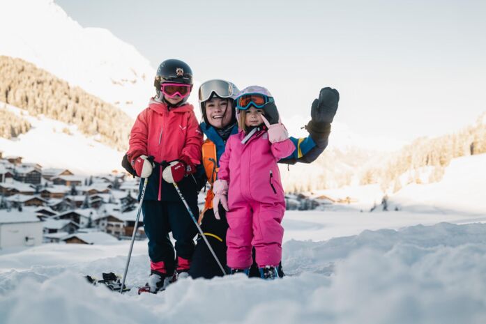 Pfiff Miniclub Skischule Lech neu