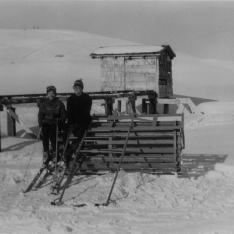 Langer_Zug_Historisch_Skilifte_Lech