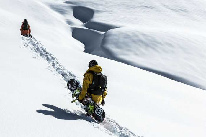 snowboarden-vorarlberg-tiefschnee