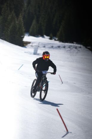Downhill Radfahrer