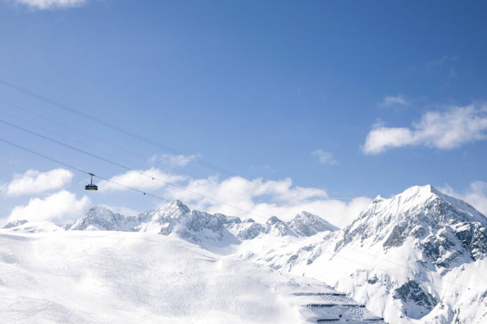 1_Ski-fahren-(c)-Daniel-Zangerl----Lech-Zuers-Tourismus--(10)