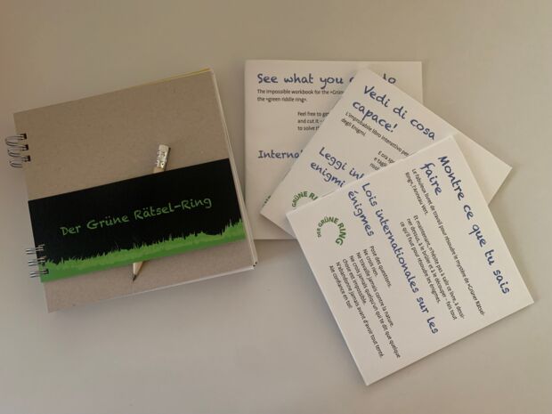 Abb. Bücher der Grüne Rätselring mehrere Sprachen