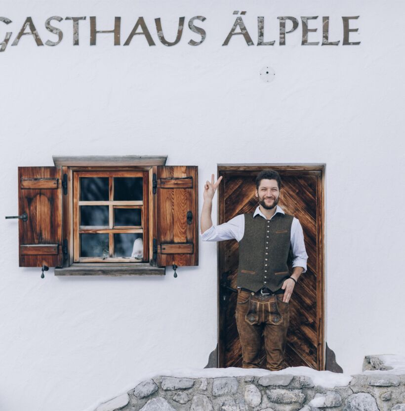 &Atilde;lpele by Die West