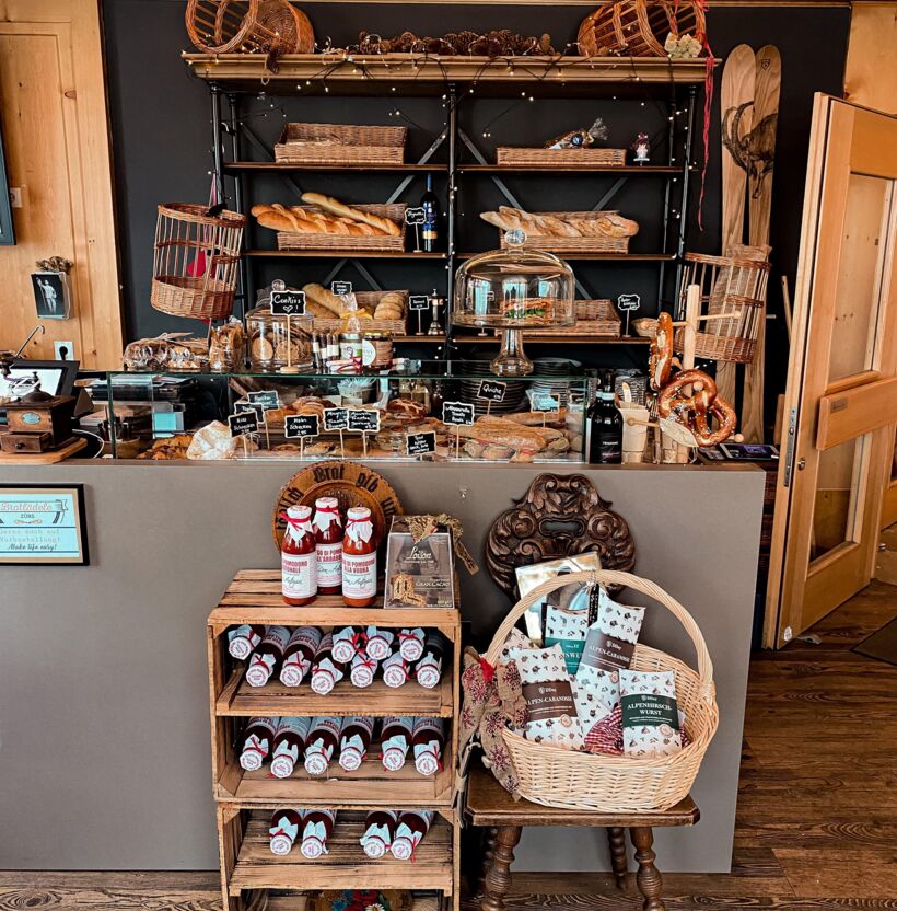 Brotlädele Zürs innen Brotlädele Zürs innen