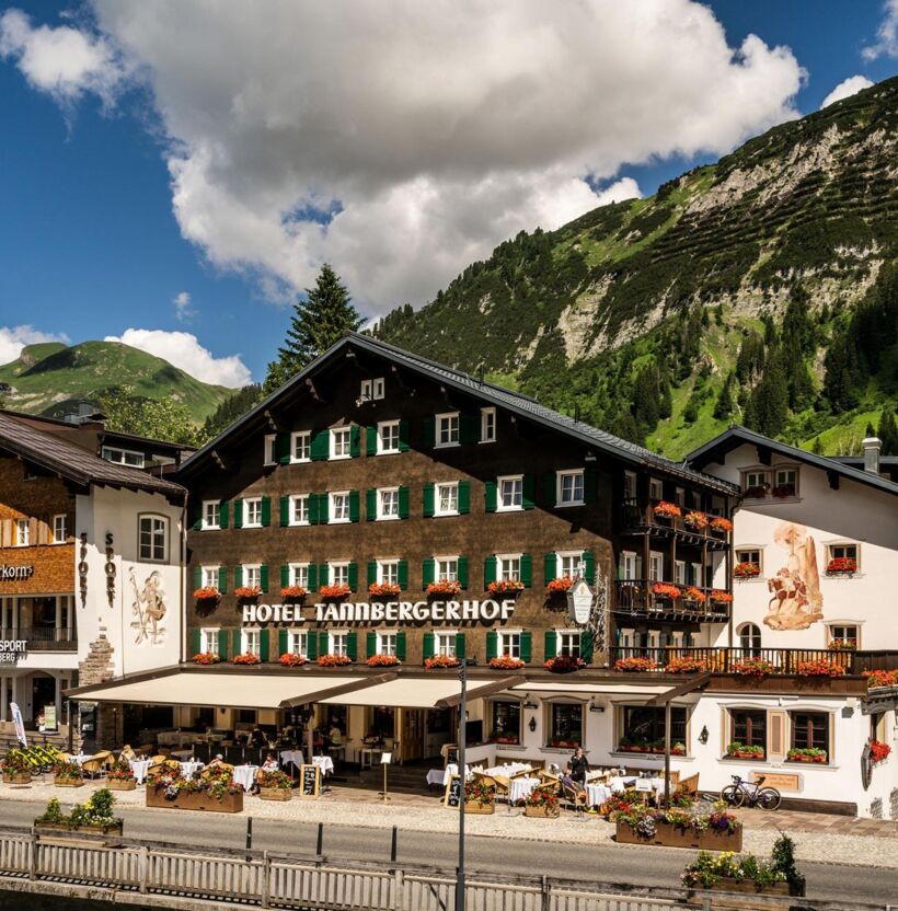 Sonnenterrasse und AuÃenbar